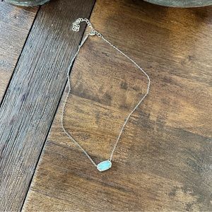 Kendra Scott necklace